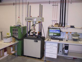 © MUL/Department Materials Science Servohydraulische_Pruefeinrichtung