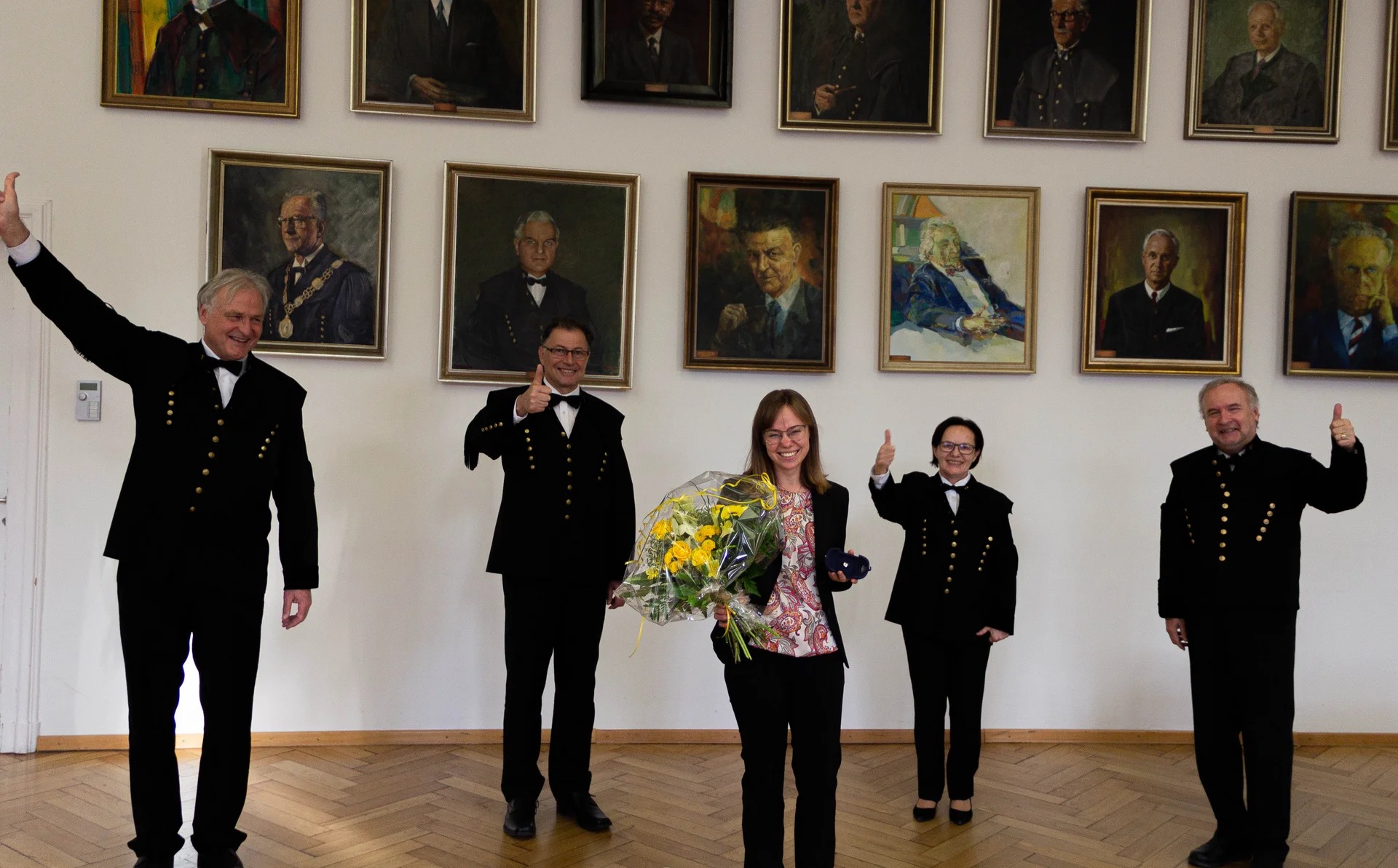 l.t.r.: Prof. Peter Moser, Rektor Prof. Wilfried Eichlseder, Petra Spörk-Erdely, Dr. Martha Mühlburger, Prof. Helmut Clemens.